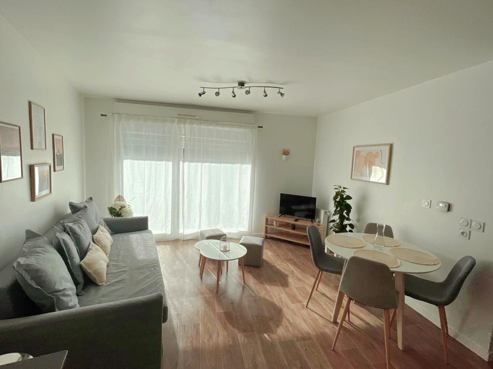 Lovely Flat Meaux Exterior photo